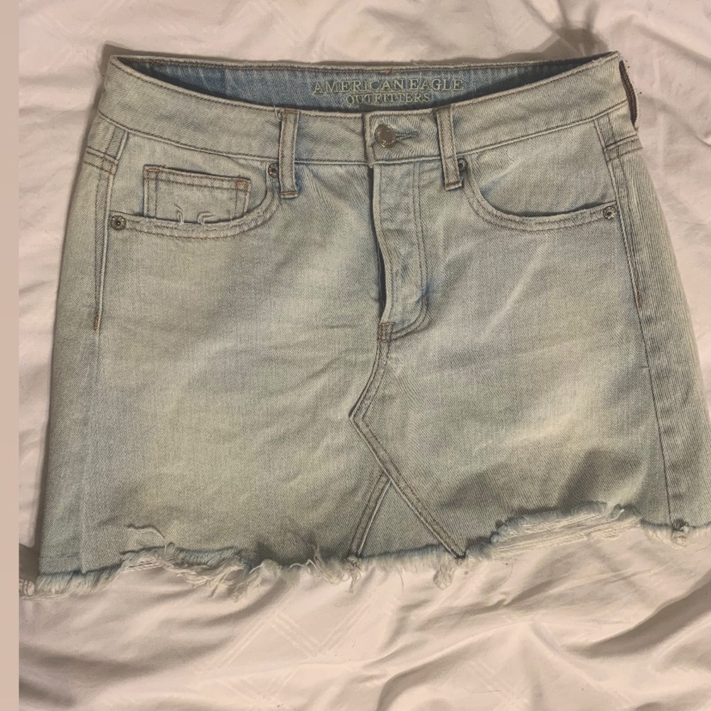 American Eagle Light Wash Distressed Denim Mini Skirt